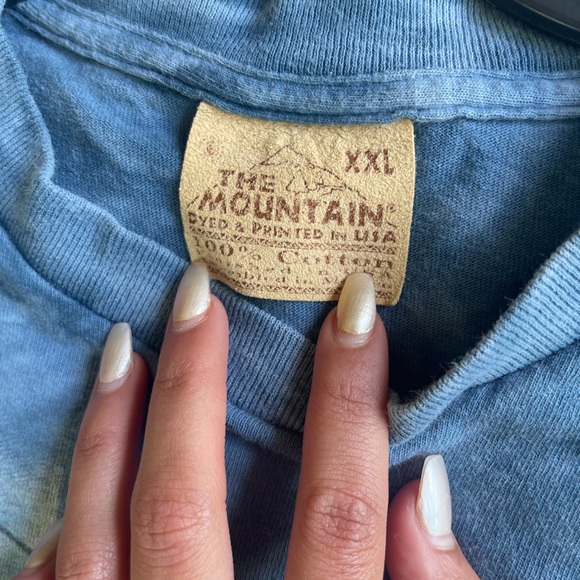 The Mountain Wolves Shirt 2XL 00s Y2k Wolf Pack Nature Woods Forest Animal Tee - Picture 5 of 5